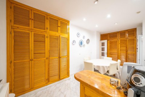 Продажа квартиры в Мадрид, Испания 3 спальни, 163м2 №142649 - фото 20