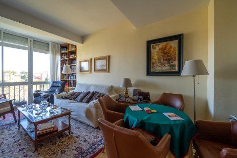 Продажа квартиры в Мадрид, Испания 3 спальни, 163м2 №142649 - фото 22