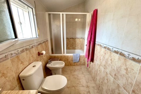 Продажа таухауса в Торре-де-ла-Орадада, Аликанте, Испания 3 спальни, 132м2 №190341 - фото 26