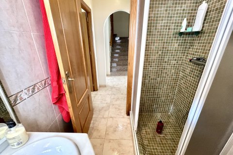 Продажа таухауса в Торре-де-ла-Орадада, Аликанте, Испания 3 спальни, 132м2 №190341 - фото 21