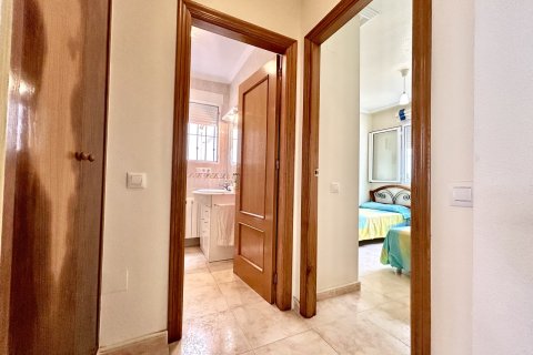 Продажа таухауса в Торре-де-ла-Орадада, Аликанте, Испания 3 спальни, 132м2 №190341 - фото 17
