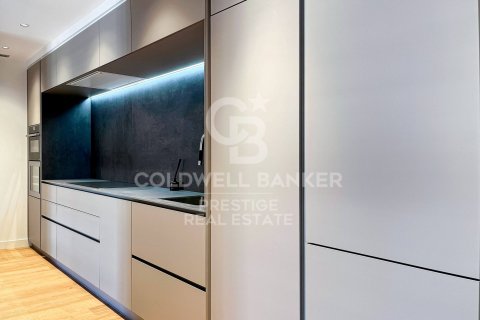 Huoneisto myytävänä Barcelona, Espanja, 2 makuuhuonetta, 144 m2 No. 160286 - kuva 10