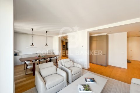 Huoneisto myytävänä Barcelona, Espanja, 2 makuuhuonetta, 144 m2 No. 160286 - kuva 2