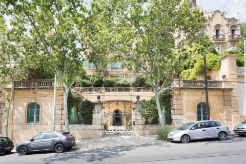 Продажа дома в Барселона, Испания 5 спален, 800м2 №160284 - фото 2