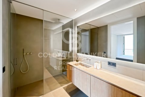 Huoneisto myytävänä Barcelona, Espanja, 2 makuuhuonetta, 144 m2 No. 160287 - kuva 21