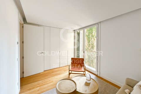 Huoneisto myytävänä Barcelona, Espanja, 2 makuuhuonetta, 144 m2 No. 160287 - kuva 18