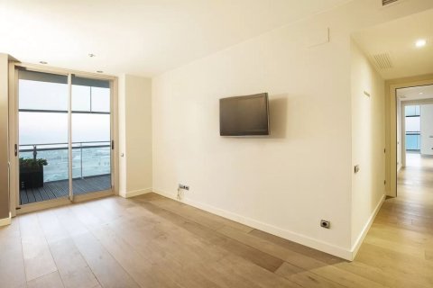 Huoneisto myytävänä Barcelona, Espanja, 3 makuuhuonetta, 120 m2 No. 166248 - kuva 23