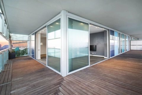 Huoneisto myytävänä Barcelona, Espanja, 3 makuuhuonetta, 120 m2 No. 166248 - kuva 20