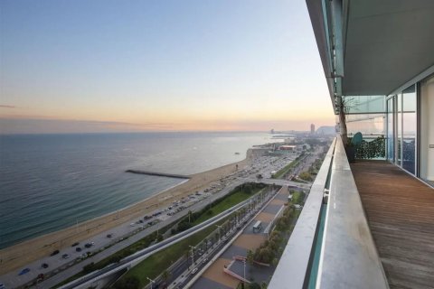 Huoneisto myytävänä Barcelona, Espanja, 3 makuuhuonetta, 120 m2 No. 166248 - kuva 1