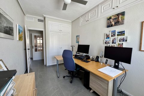 Продажа виллы в Мар де Кристал, Мурсия, Испания 4 спальни, 170м2 №166247 - фото 29