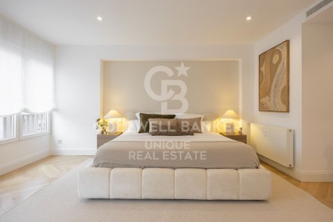 Apartment à vendre à Madrid, Espagne, 3 chambres, 200 m2 No. 157319 - photo 11