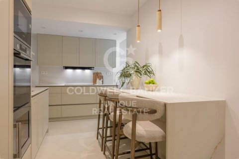 Продажа квартиры в Мадрид, Испания 3 спальни, 200м2 №157319 - фото 11