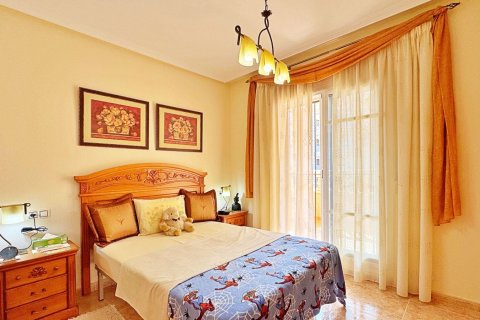 Tvåvåningslägenhet till salu i Villamartin, Alicante, Spanien 3 sovrum, 98 kvm. Nr. 154513 - foto 29