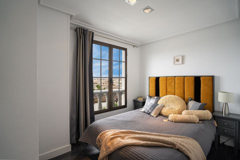 Продажа квартиры в Пунта Прима, Аликанте, Испания 3 спальни, 93м2 №154509 - фото 11