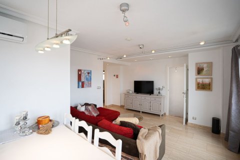 Продажа квартиры в Пунта Прима, Аликанте, Испания 3 спальни, 93м2 №154509 - фото 5