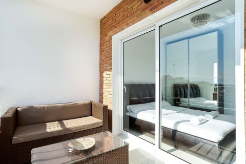 Продажа квартиры в Пунта Прима, Аликанте, Испания 3 спальни, 88м2 №154511 - фото 14