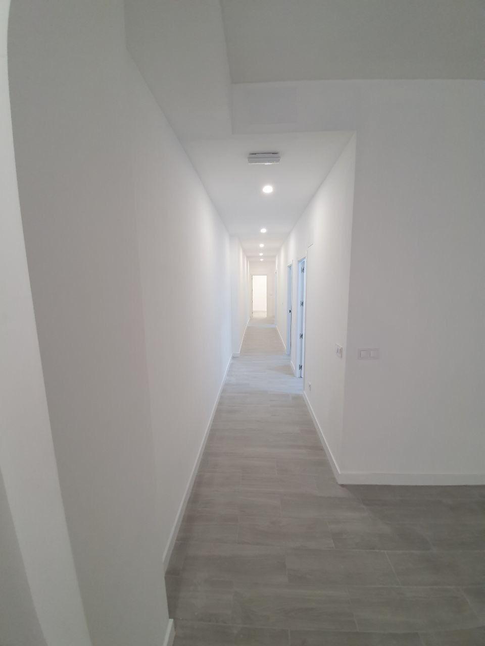 Oficina en Alicante, España 102 m2 No. 182789