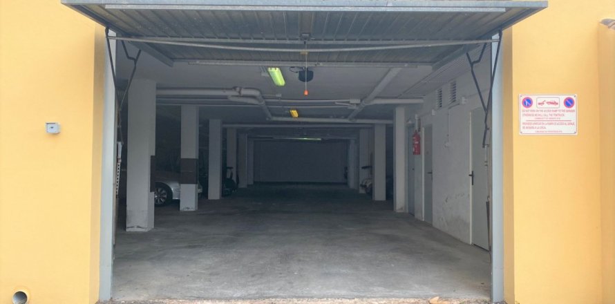 Autotallit Villamartin, Alicante, Espanja 34 m2 No. 182784