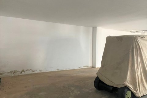Autotallit myytävänä Villamartin, Alicante, Espanja , 34 m2 No. 182784 - kuva 4