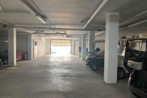Autotallit myytävänä Villamartin, Alicante, Espanja , 34 m2 No. 182784 - kuva 2