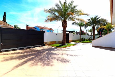Villa for sale Dehesa De Campoamor, Alicante, Spain 5 bedrooms, 250 sq.m. No. 119159 - photo 14