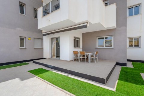 Apartamento en venta en Alicante, España 2 dormitorios, 65 m2 No. 183747 - foto 2