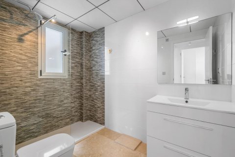 Apartamento en venta en Alicante, España 2 dormitorios, 65 m2 No. 183747 - foto 14