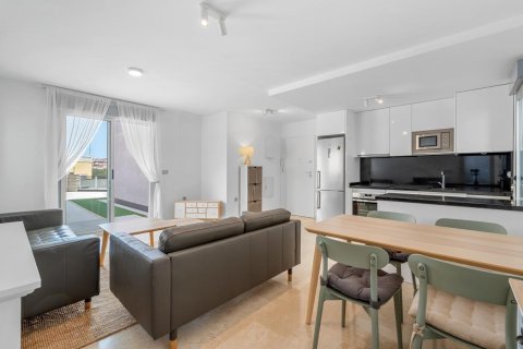 Apartamento en venta en Alicante, España 2 dormitorios, 65 m2 No. 183747 - foto 3