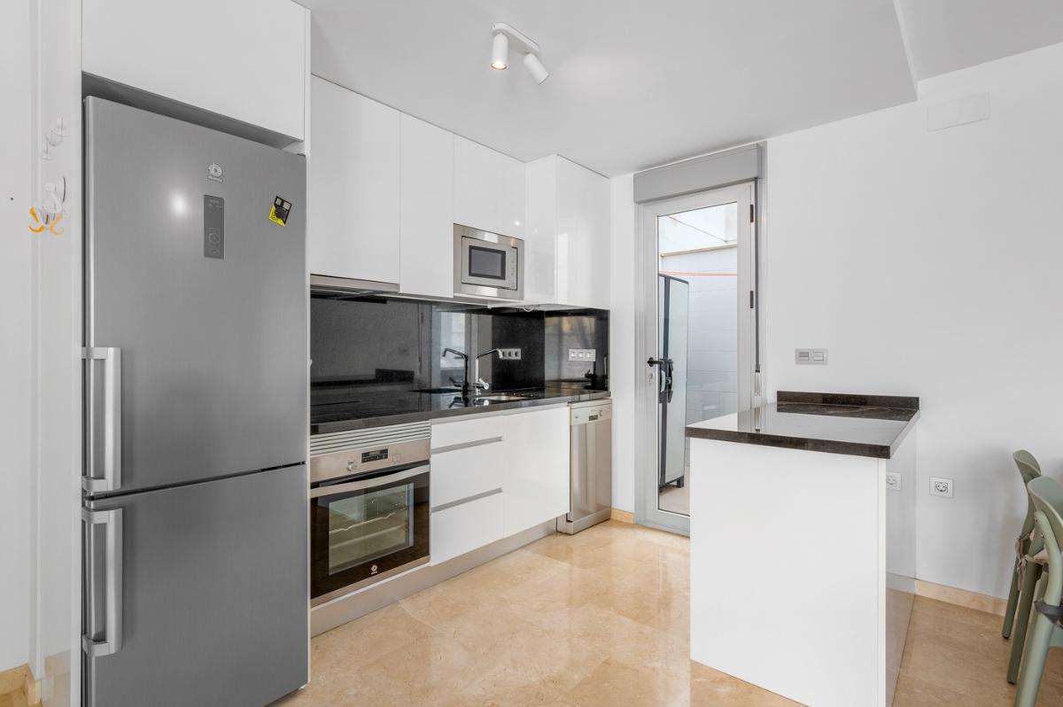 Wohnung in Alicante, Spanien 2 Schlafzimmer, 65 m2 Nr. 183747