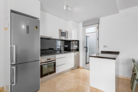 Apartamento en venta en Alicante, España 2 dormitorios, 65 m2 No. 183747 - foto 9