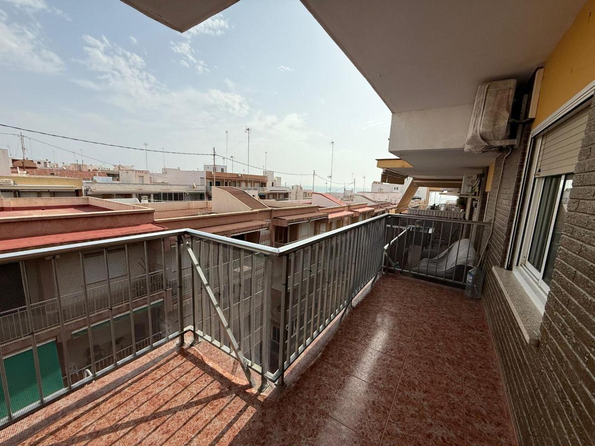 Apartamento en Guardamar del Segura, Alicante, España 3 dormitorios, 77 m2 No. 183744
