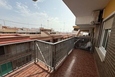 Wohnung zum Verkauf in Guardamar del Segura, Alicante, Spanien 3 Schlafzimmer, 77 m2 Nr. 183744 - Foto 4
