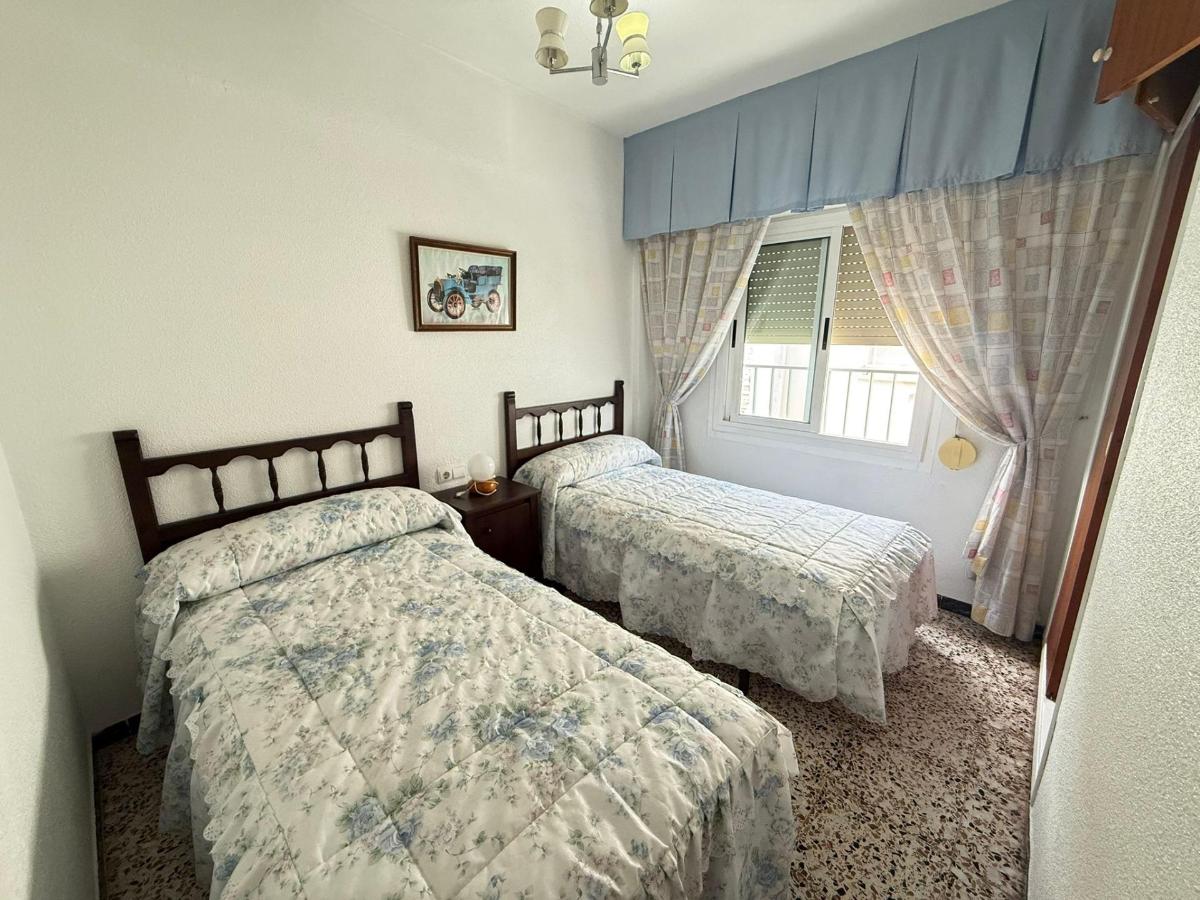 Apartamento en Guardamar del Segura, Alicante, España 3 dormitorios, 77 m2 No. 183744