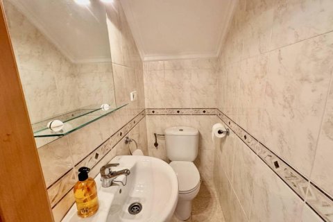 Продажа виллы в Сьюдад Кесада, Аликанте, Испания 2 спальни, 82м2 №183745 - фото 7