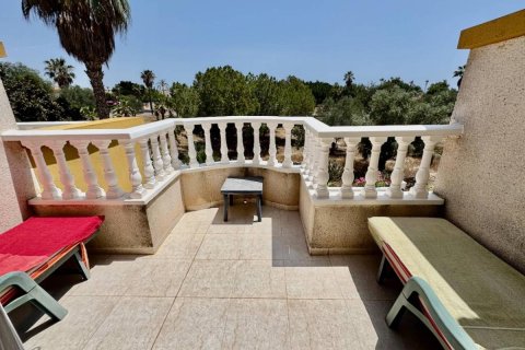 Продажа виллы в Сьюдад Кесада, Аликанте, Испания 2 спальни, 82м2 №183745 - фото 15