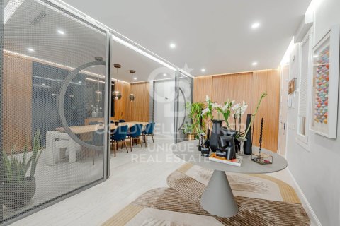 Продажа квартиры в Мадрид, Испания 3 спальни, 284м2 №158449 - фото 12