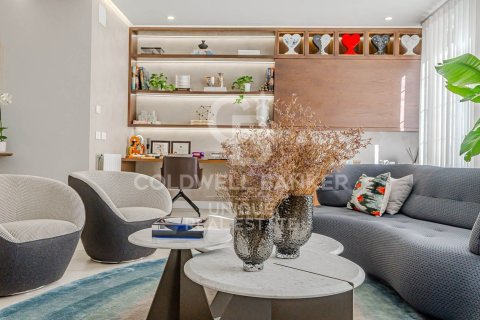 Huoneisto myytävänä Madrid, Espanja, 3 makuuhuonetta, 284 m2 No. 158449 - kuva 3