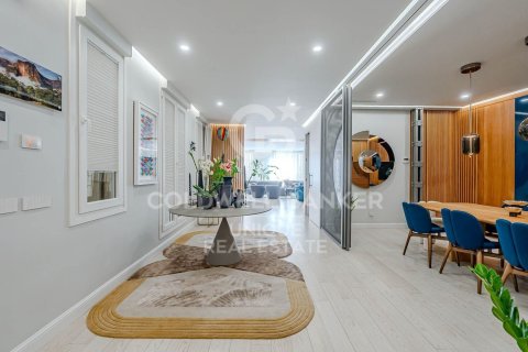 Продажа квартиры в Мадрид, Испания 3 спальни, 284м2 №158449 - фото 6