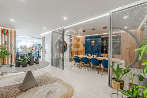 Продажа квартиры в Мадрид, Испания 3 спальни, 284м2 №158449 - фото 7