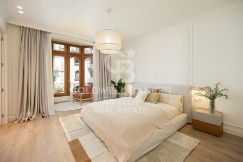 Dzīvoklis pārdošanā Barcelona, Spānijā 3 istabas, 187 m2 Nr. 158445 - attēls 14