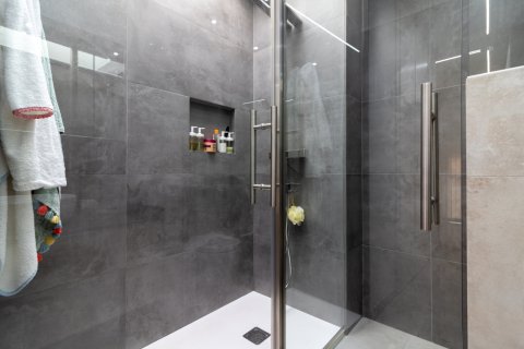 Casa adosada en venta en Puerto De Sagunto, València, España 3 dormitorios, 193 m2 No. 149679 - foto 11