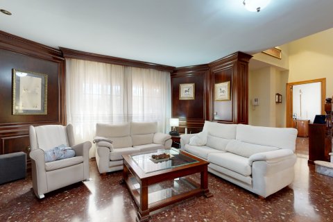 Villa en venta en Paterna, València, España 6 dormitorios, 212 m2 No. 149677 - foto 10