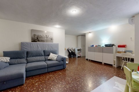 Villa en venta en Paterna, València, España 6 dormitorios, 212 m2 No. 149677 - foto 27