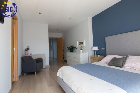 Casa adosada en venta en La Vall d'Uixó, Castellón, España 4 dormitorios, 330 m2 No. 149675 - foto 23