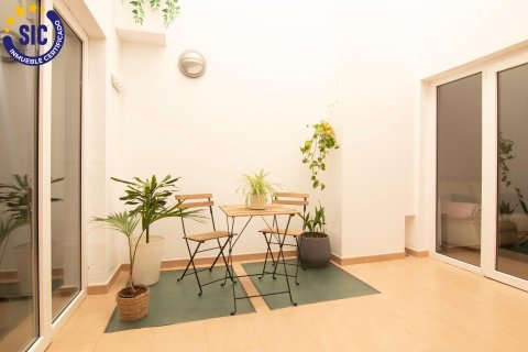 Casa adosada en venta en La Vall d'Uixó, Castellón, España 4 dormitorios, 330 m2 No. 149675 - foto 14