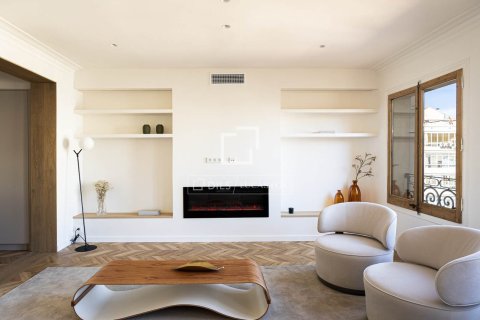 Apartamento en venta en Barcelona, España 3 dormitorios, 162 m2 No. 150613 - foto 3