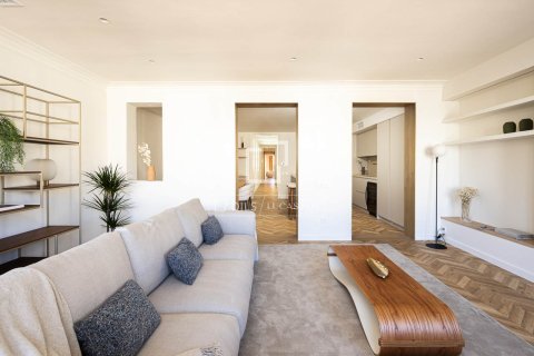 Apartamento en venta en Barcelona, España 3 dormitorios, 162 m2 No. 150613 - foto 5