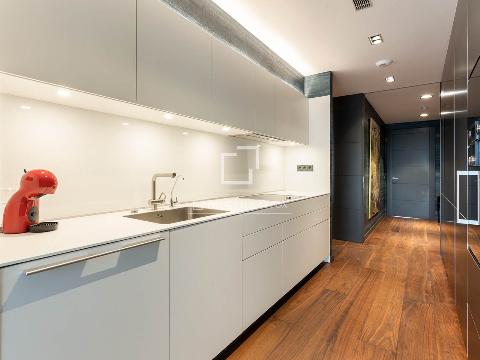 Apartment in Barcelona, Spain 2 bedrooms, 115 sq.m. No. 150612
