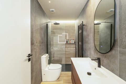 Apartamento en venta en Barcelona, España 3 dormitorios, 105 m2 No. 150614 - foto 16
