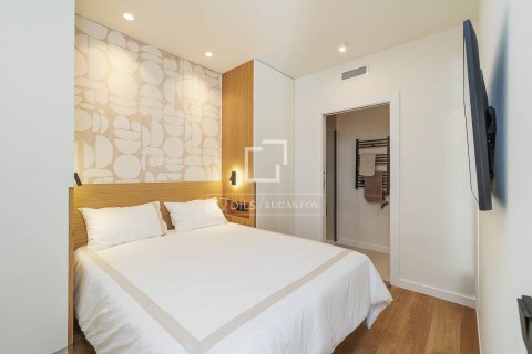 Apartamento en venta en Barcelona, España 3 dormitorios, 73 m2 No. 150608 - foto 17